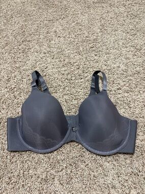 Vanity Fair Smooth Molded Bra in Charcoal